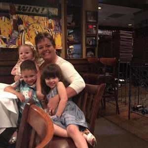 Meet your Posher, Angie